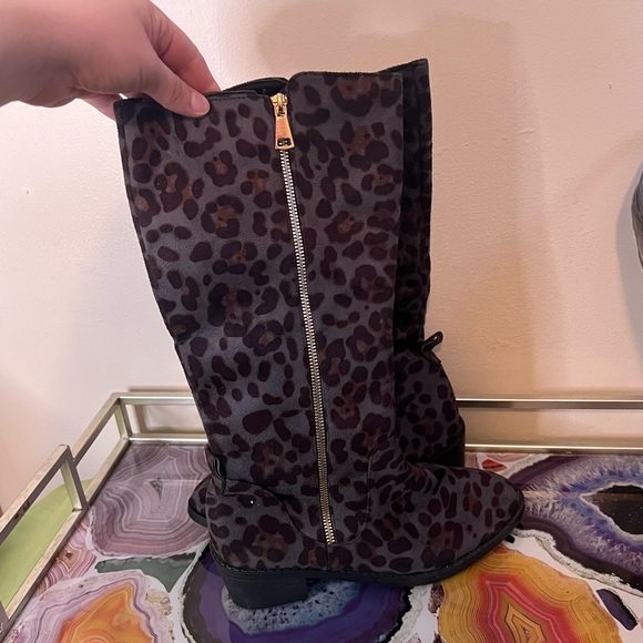 ⚡️⚡️$8 flash sale 😮👏 Leopard Print Boots with Zipper - Picture 2 of 8